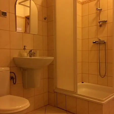 Bed & Breakfast Dom W Kotle, Myweek Lewin Klodzki